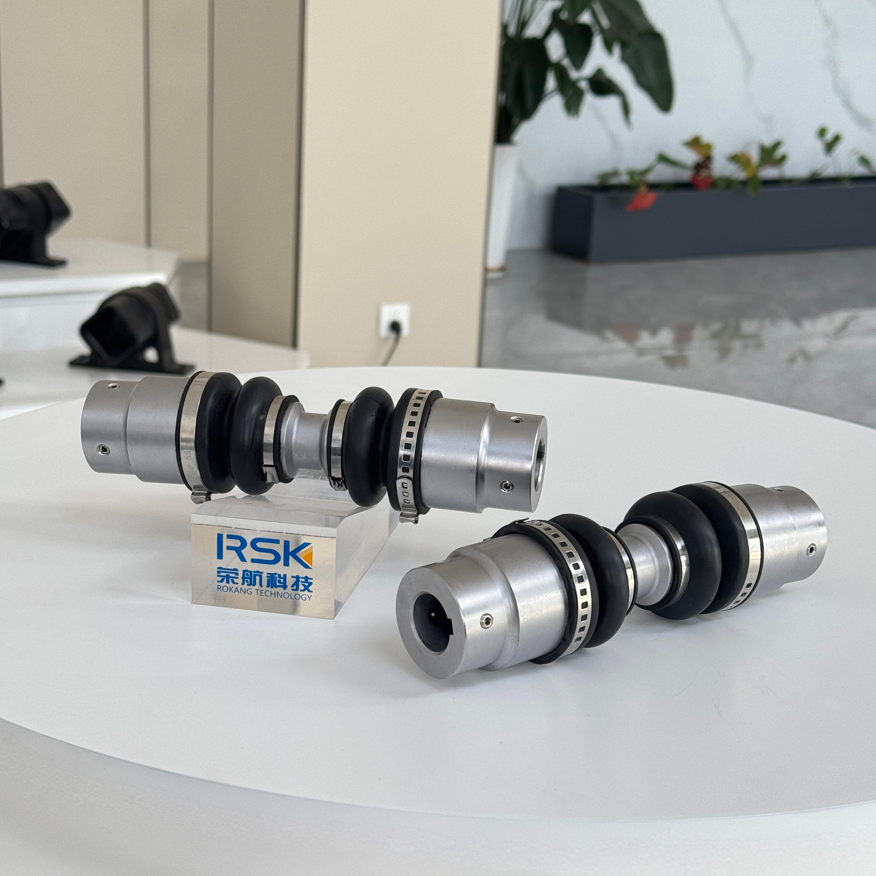 Juntas de velocidade constante TRI-BALL JOINT adequadas para robôs com rodas Compensação multidirecional leve de tamanho pequeno